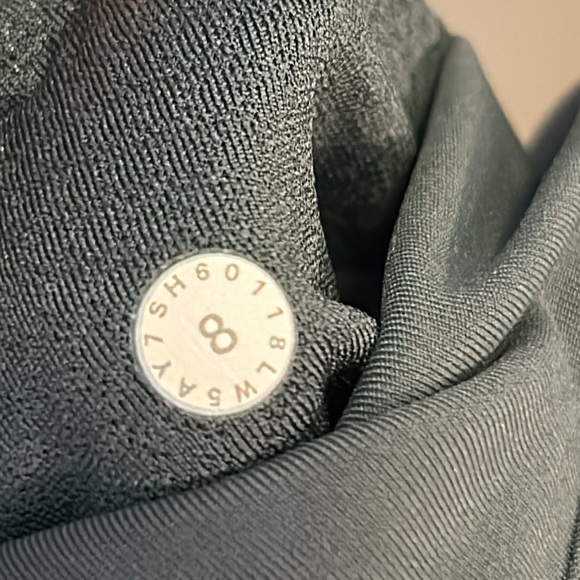 Lululemon Play Off the Pleats - Sz 8 Teal Green - Picture 4 of 4